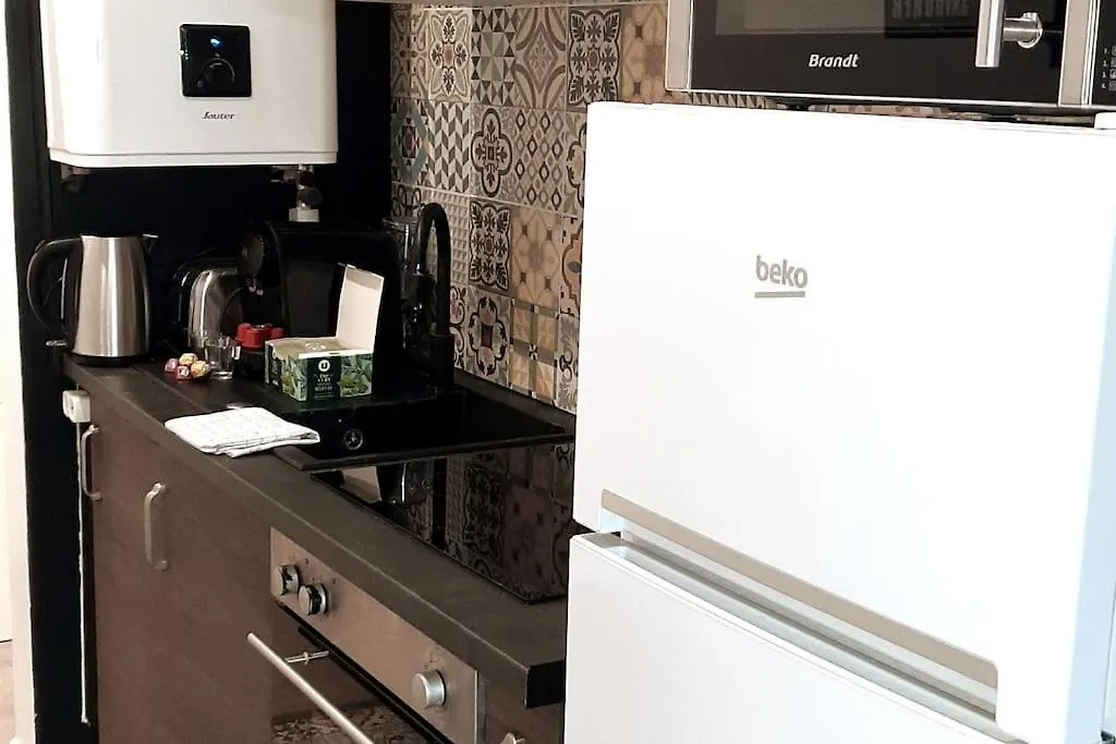 Sweet Apartment Paris Gambetta France